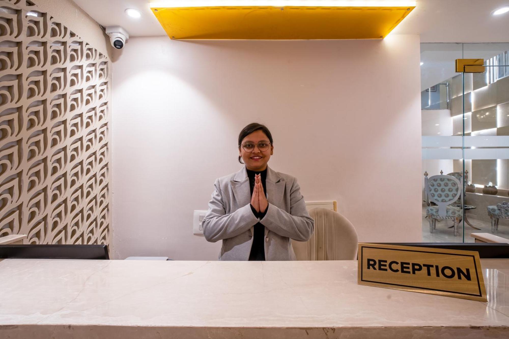 ניו דלהי Hotel Ginger Palace Delhi Airport מראה חיצוני תמונה