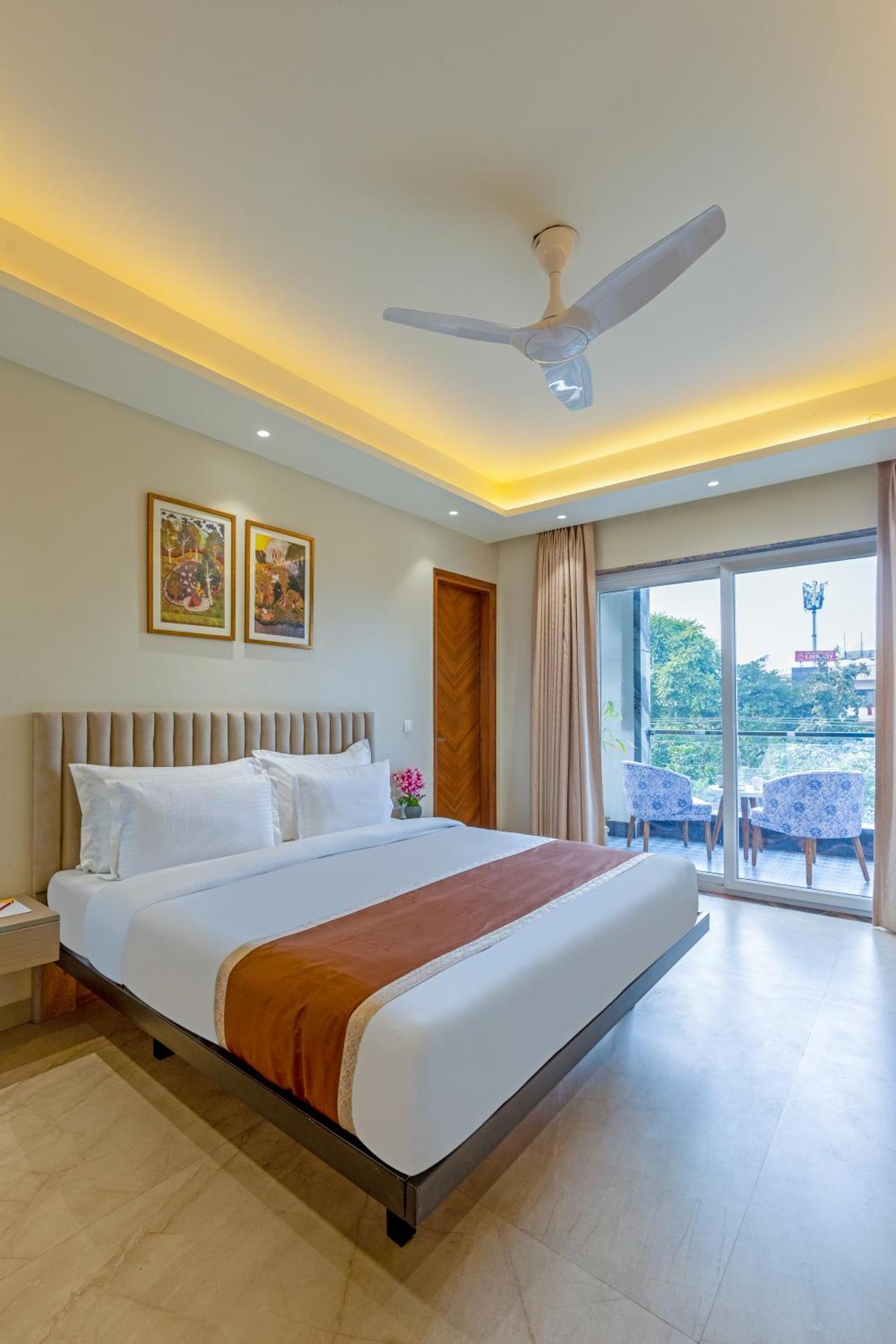 ניו דלהי Hotel Ginger Palace Delhi Airport מראה חיצוני תמונה