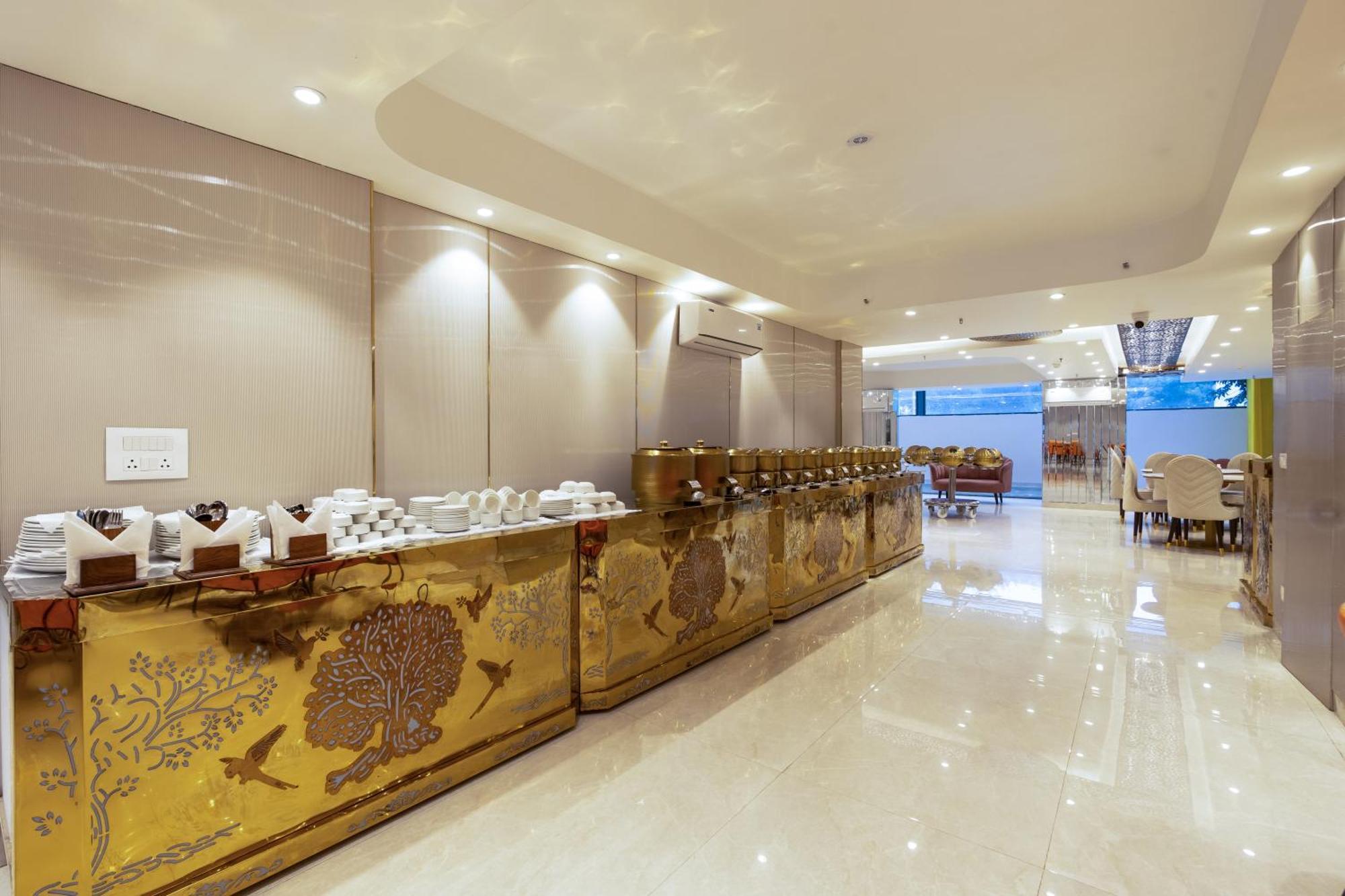 ניו דלהי Hotel Ginger Palace Delhi Airport מראה חיצוני תמונה