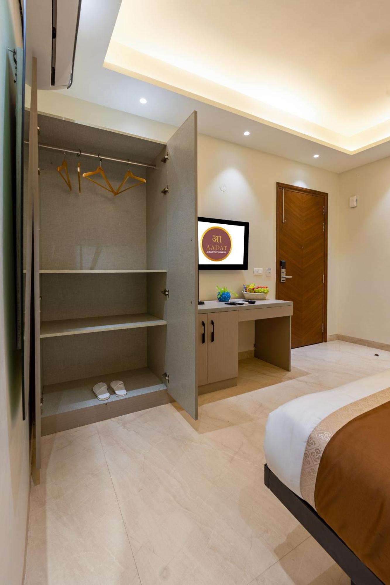 ניו דלהי Hotel Ginger Palace Delhi Airport מראה חיצוני תמונה