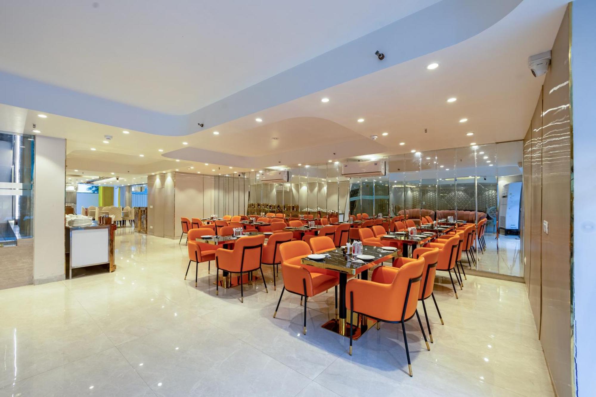 ניו דלהי Hotel Ginger Palace Delhi Airport מראה חיצוני תמונה