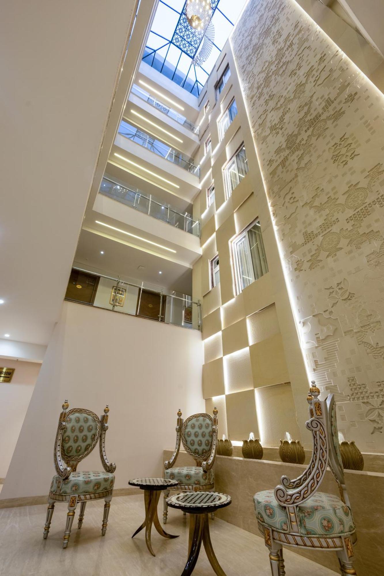 ניו דלהי Hotel Ginger Palace Delhi Airport מראה חיצוני תמונה