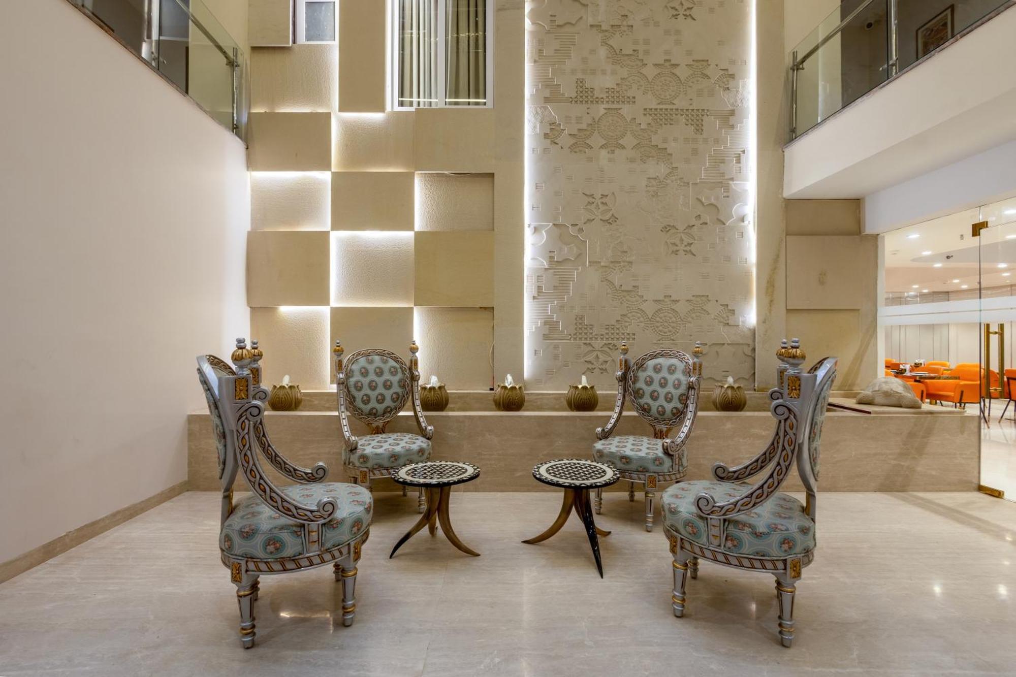 ניו דלהי Hotel Ginger Palace Delhi Airport מראה חיצוני תמונה