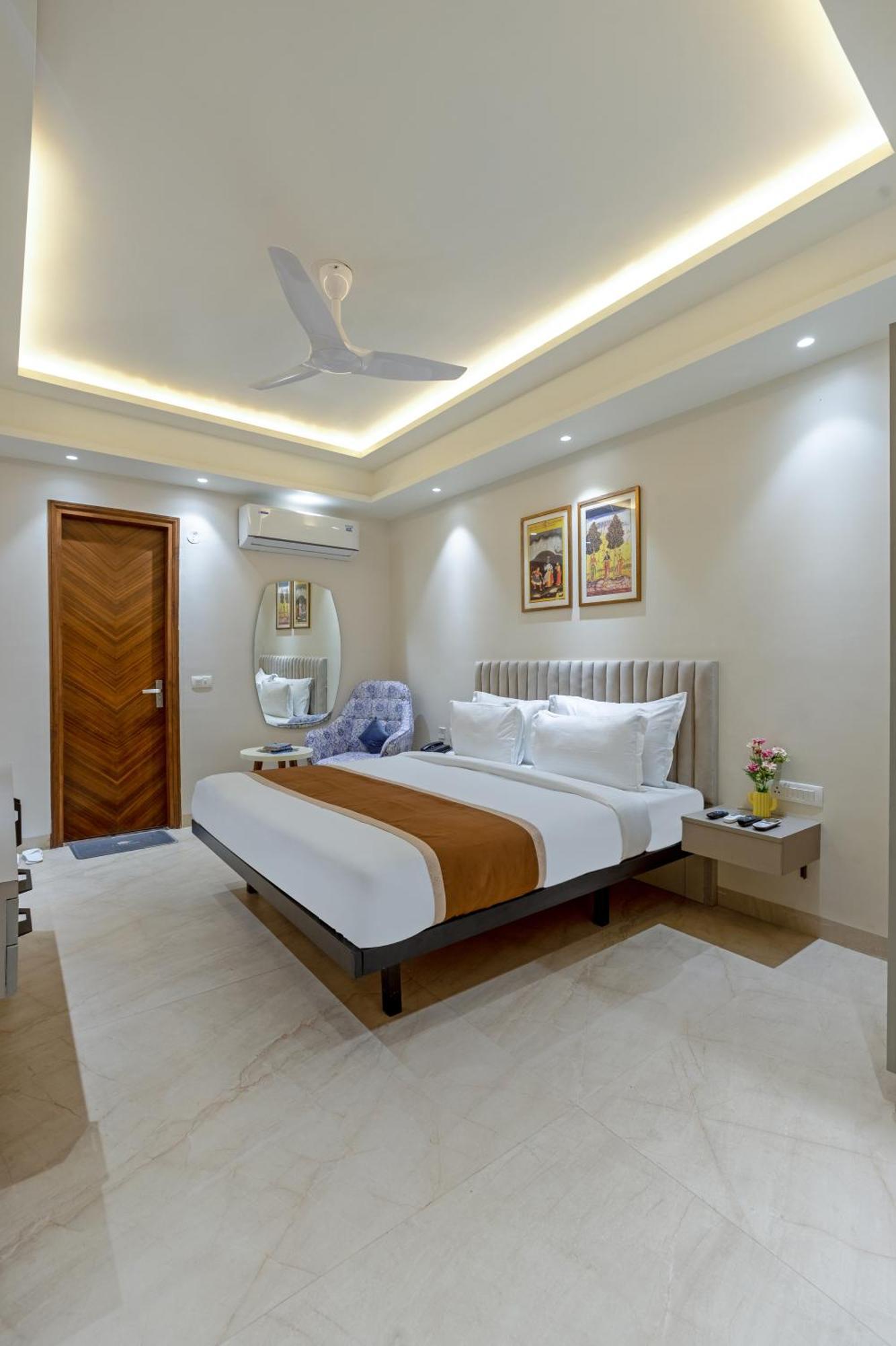 ניו דלהי Hotel Ginger Palace Delhi Airport מראה חיצוני תמונה