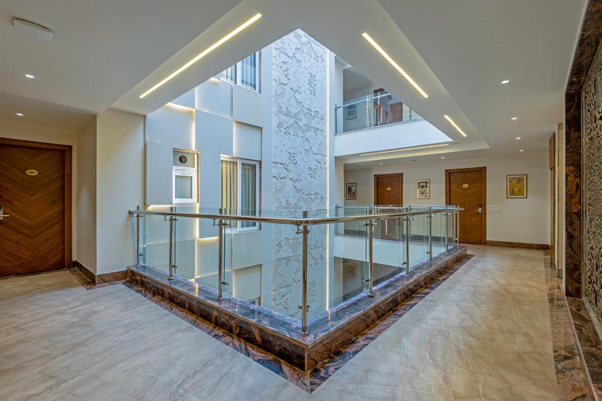 ניו דלהי Hotel Ginger Palace Delhi Airport מראה חיצוני תמונה