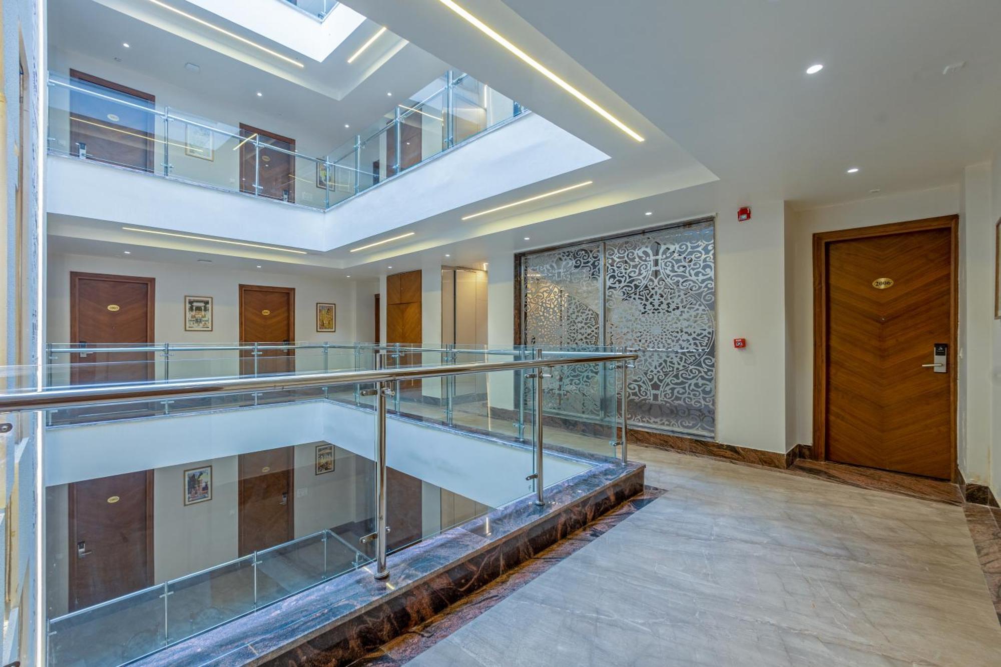 ניו דלהי Hotel Ginger Palace Delhi Airport מראה חיצוני תמונה